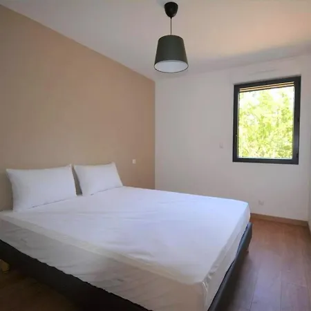 Holiday home Maison Clapas